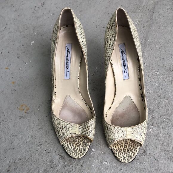 Brian Atwood Faux snake - Picture 3 of 11